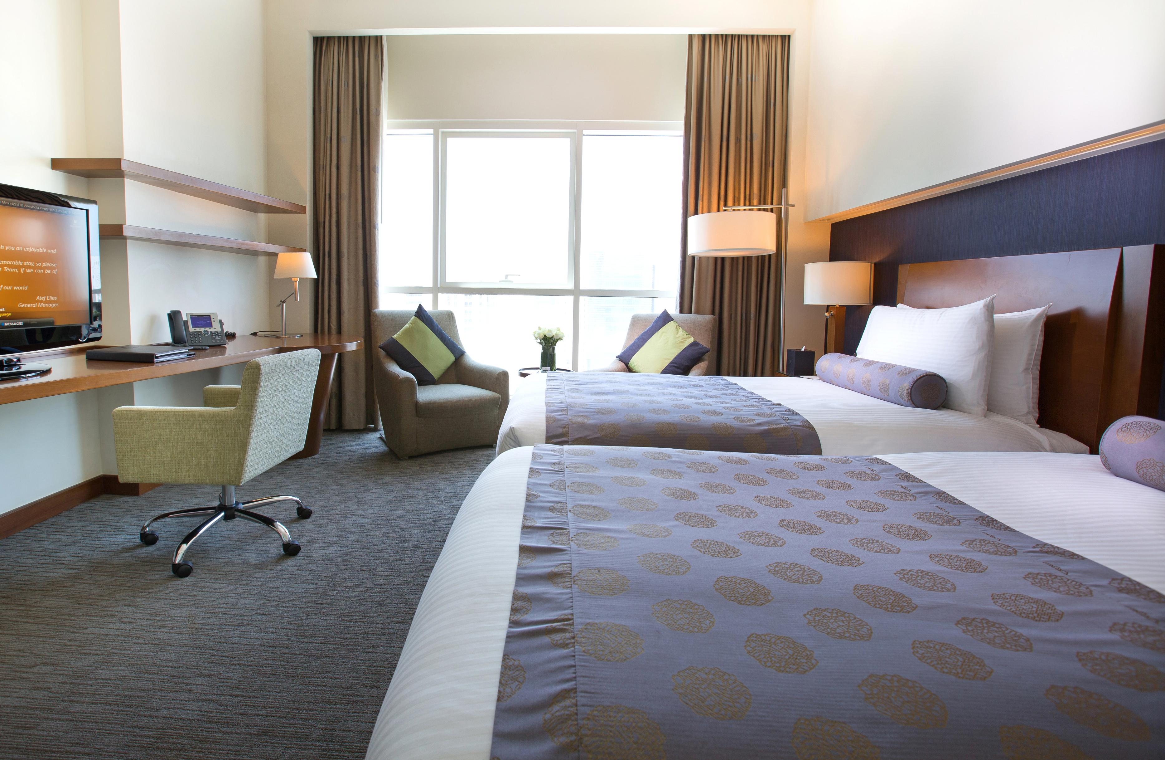 Hotel Grand Millennium Al Wahda And Executive 5*