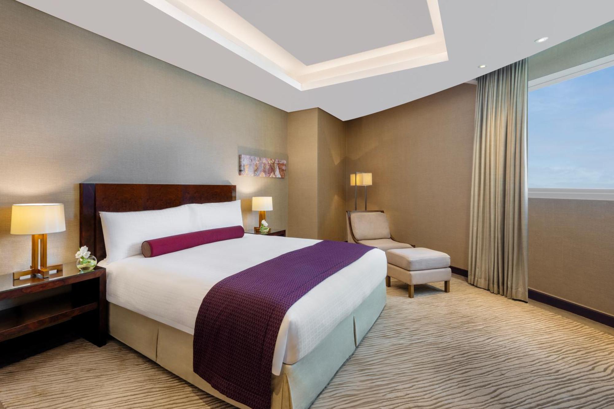Grand Millennium Al Wahda And Executive 5*